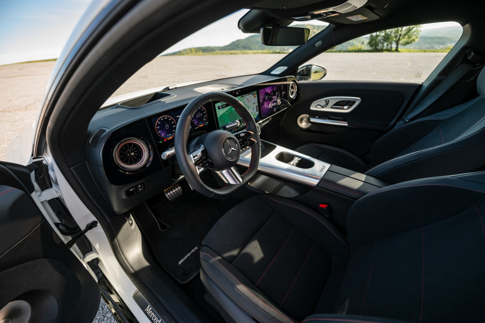 Mercedes-Benz CLA 350 4Matic Shooting Brake